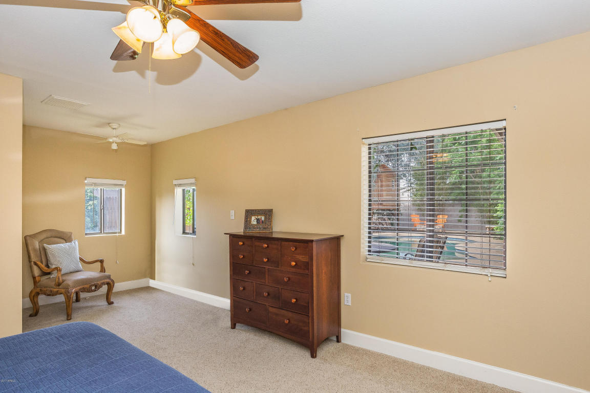 3909 E Whitton Ave, Phoenix, AZ 85018 photo 22