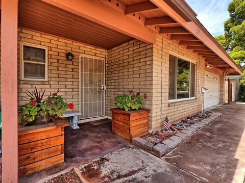 319 E Cairo Dr, Tempe, AZ 85282 photo 5
