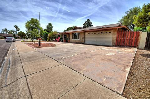 319 E Cairo Dr, Tempe, AZ 85282 photo 2