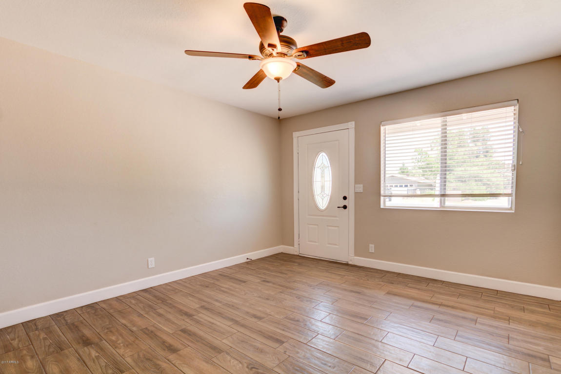 7 W Mesquite St, Gilbert, AZ 85233 photo 3