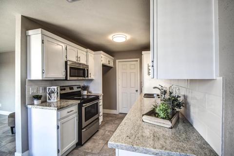 2201 E Nancy Ln, Phoenix, AZ 85042 photo 11