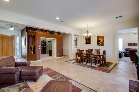 6936 S Magic Ct, Gilbert, AZ 85298 photo 10