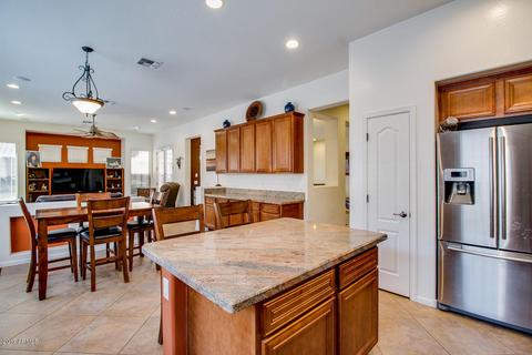 6936 S Magic Ct, Gilbert, AZ 85298 photo 15