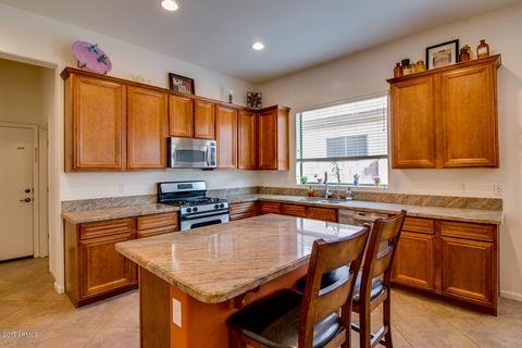 6936 S Magic Ct, Gilbert, AZ 85298 photo 12