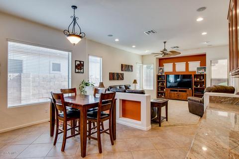 6936 S Magic Ct, Gilbert, AZ 85298 photo 17