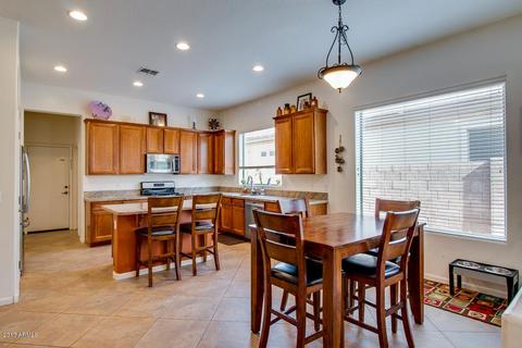 6936 S Magic Ct, Gilbert, AZ 85298 photo 19