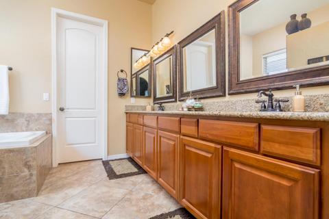 3015 S Colonial St, Gilbert, AZ 85295 photo 13