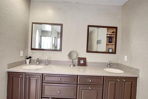 1840 E Berridge Ln, Phoenix, AZ 85016 photo 24