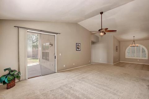 4503 E Verbena Dr, Phoenix, AZ 85044 photo 2