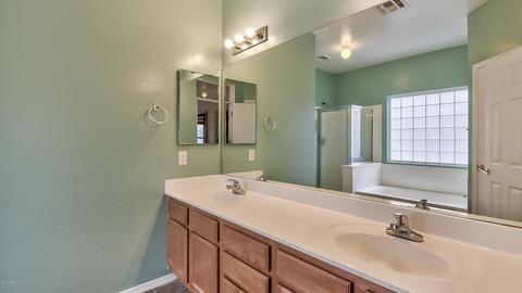 1321 E Branham Ln, Phoenix, AZ 85042 photo 22