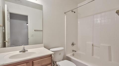1321 E Branham Ln, Phoenix, AZ 85042 photo 18