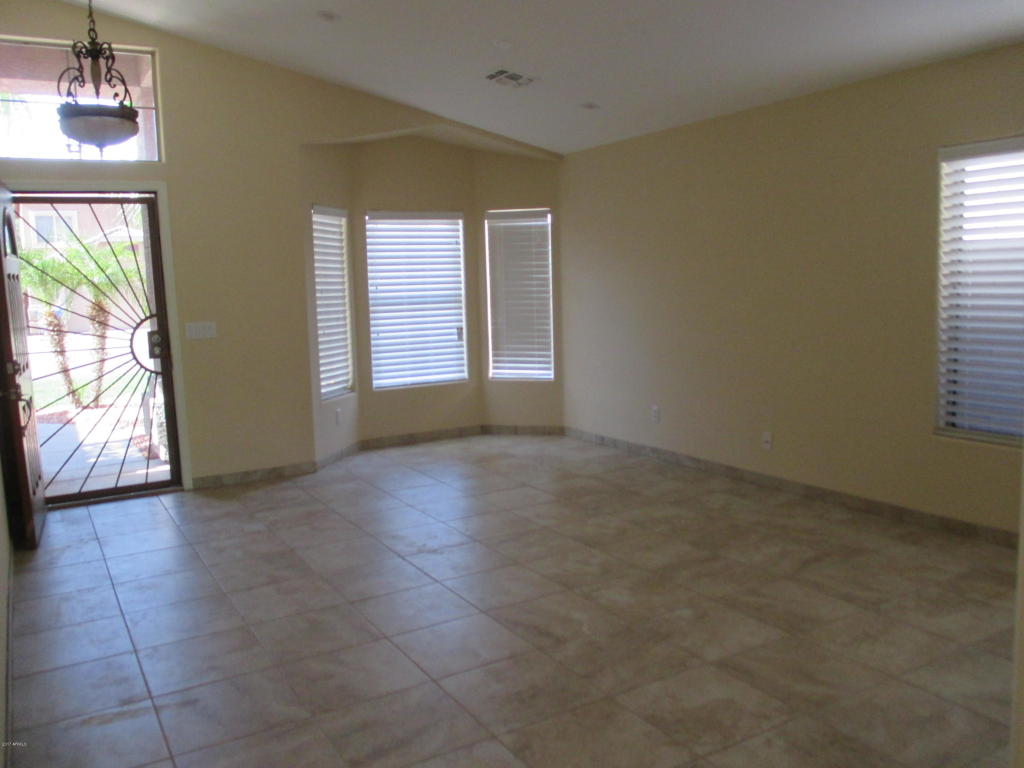 3130 E Rosemonte Dr, Phoenix, AZ 85050 photo 4