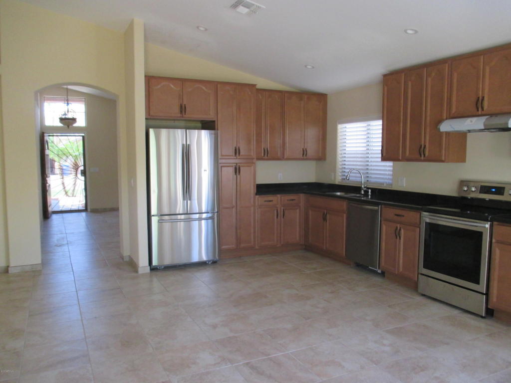 3130 E Rosemonte Dr, Phoenix, AZ 85050 photo 6