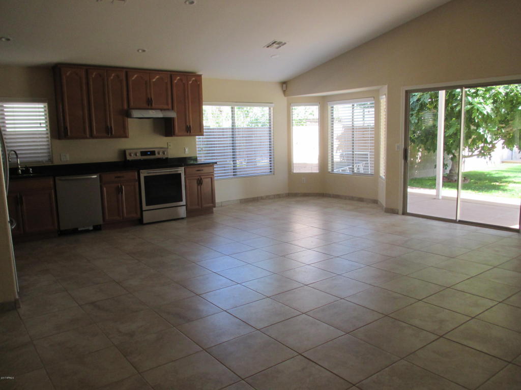 3130 E Rosemonte Dr, Phoenix, AZ 85050 photo 8