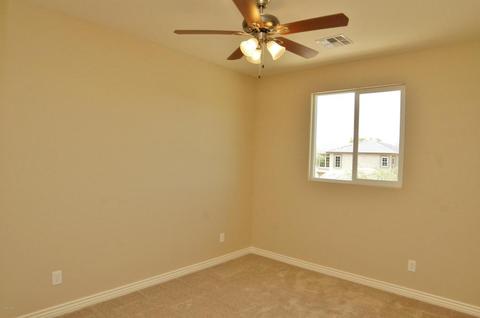 2217 E Pecan Rd, Phoenix, AZ 85040 photo 12
