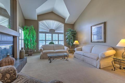 130 E Lowell Ave, Gilbert, AZ 85295 photo 4