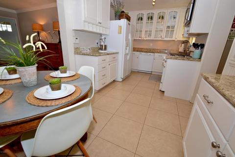 2534 E Hazelwood St, Phoenix, AZ 85016 photo 9