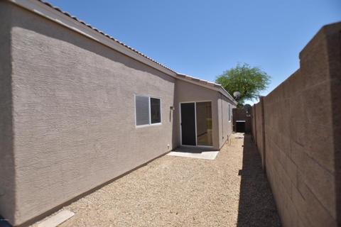 4738 E Desert Wind Dr, Phoenix, AZ 85044 photo 26