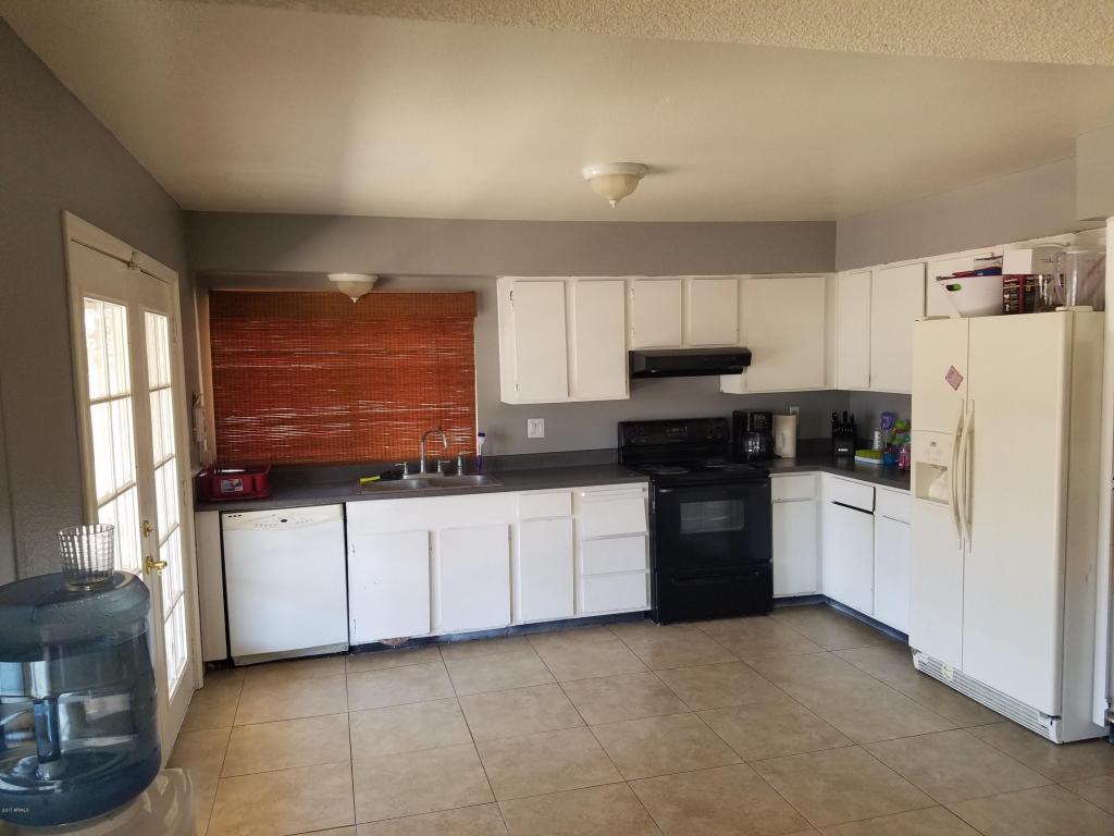 1352 S Date --, Mesa, AZ 85210 photo 5