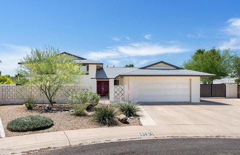 1319 E Manhatton Dr, Tempe, AZ 85282 photo 1