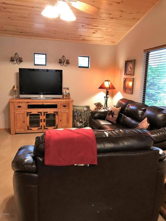 2654 Lodge Loop, Overgaard, AZ 85933 photo 4