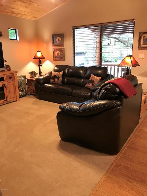 2654 Lodge Loop, Overgaard, AZ 85933 photo 3