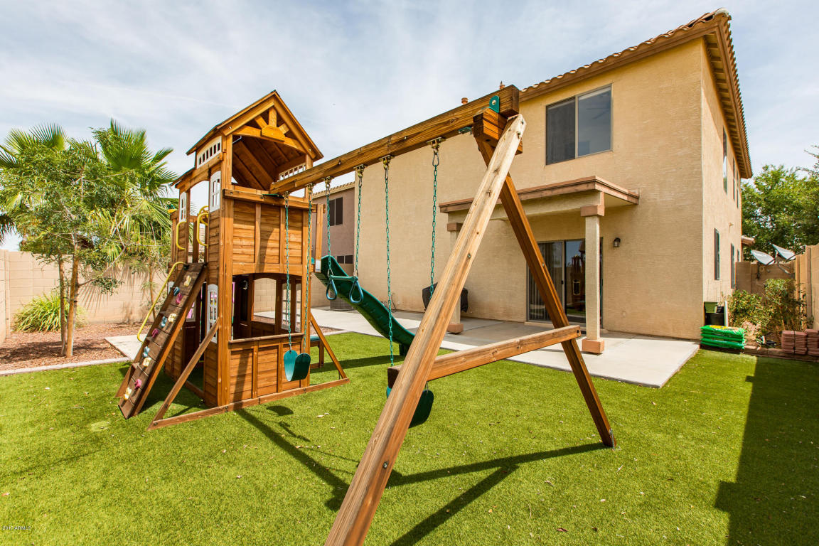 1950 S Falcon Dr, Gilbert, AZ 85295 photo 23