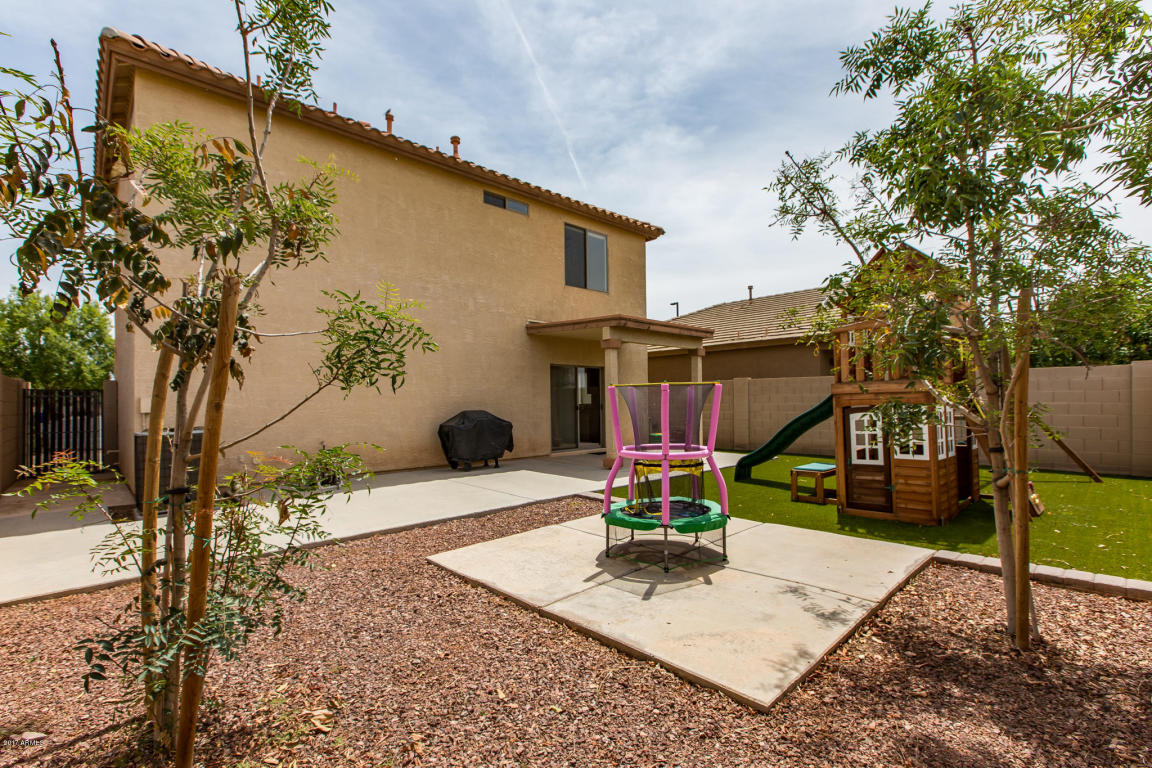 1950 S Falcon Dr, Gilbert, AZ 85295 photo 24