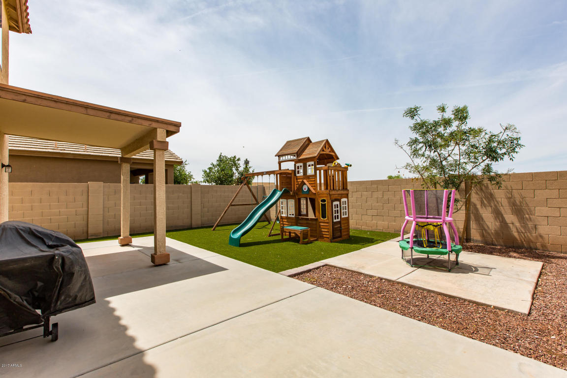 1950 S Falcon Dr, Gilbert, AZ 85295 photo 26