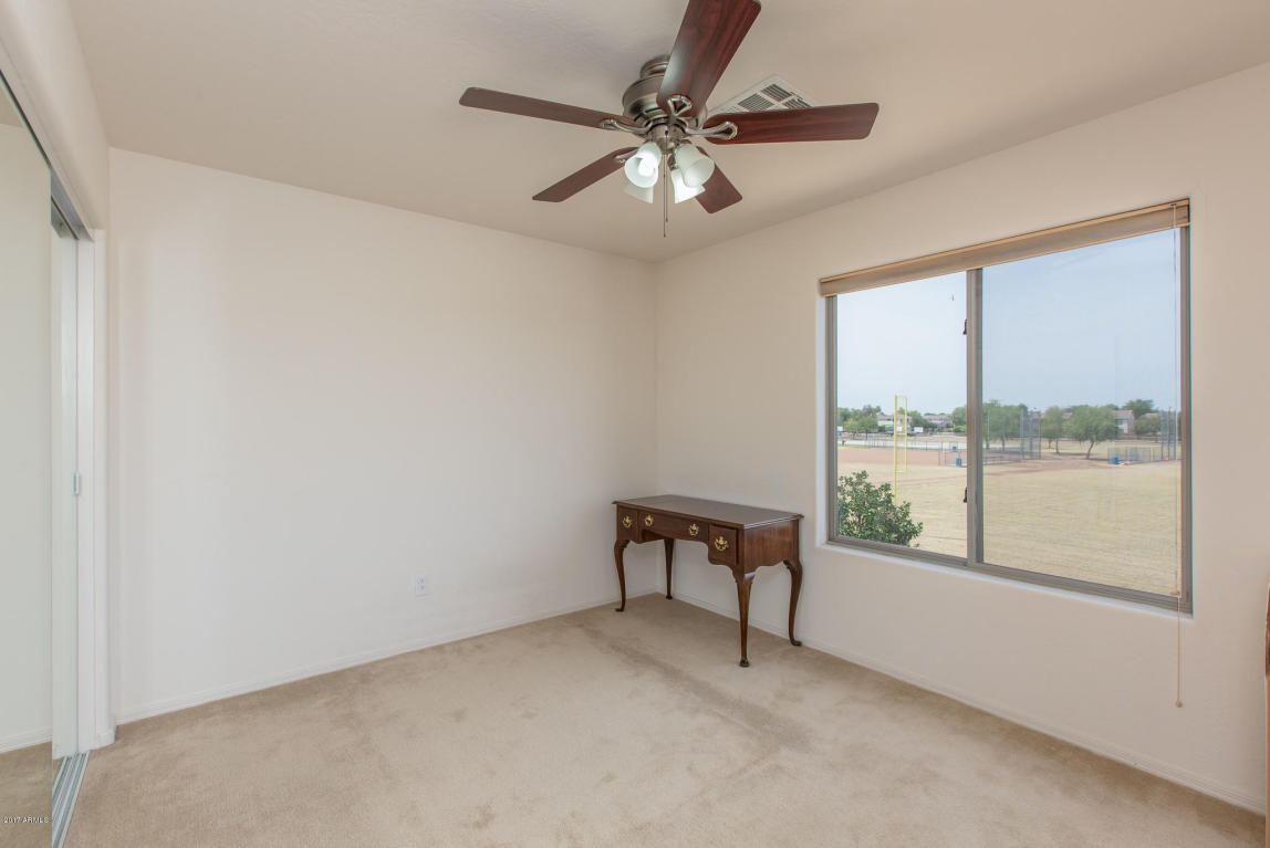 1950 S Falcon Dr, Gilbert, AZ 85295 photo 21