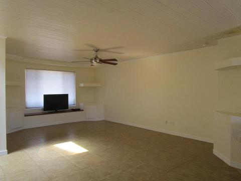2130 E Concorda Dr, Tempe, AZ 85282 photo 3