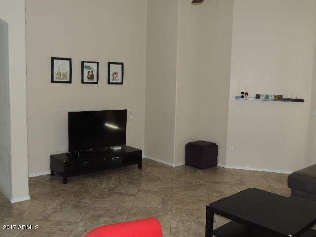 6723 S 37th Dr, Phoenix, AZ 85041 photo 4