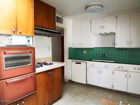 830 Echo Ln, Phoenix, AZ 85020 photo 6