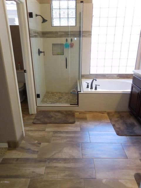 5238 Estevan Rd, Phoenix, AZ 85054 photo 8
