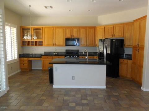 5238 Estevan Rd, Phoenix, AZ 85054 photo 4