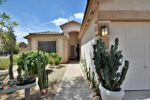 5720 E Jacaranda St, Mesa, AZ 85205 photo 2