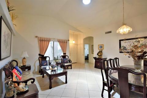 5720 E Jacaranda St, Mesa, AZ 85205 photo 9