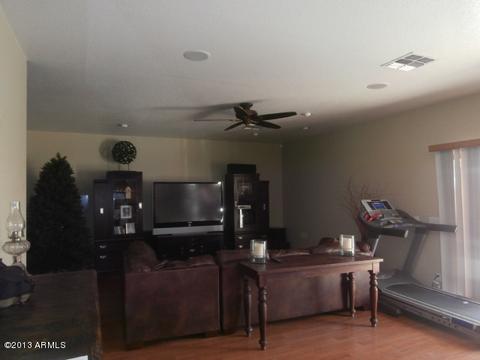 1321 E Yucca St, Phoenix, AZ 85020 photo 2