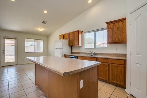 956 W Toltec Dr, Coolidge, AZ 85128 photo 5