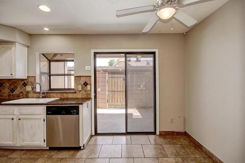 4844 E Corral Rd #4, Phoenix, AZ 85044 photo 6