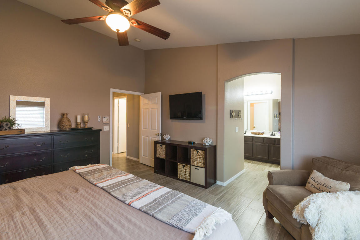 1410 E Maldonado Dr, Phoenix, AZ 85042 photo 13