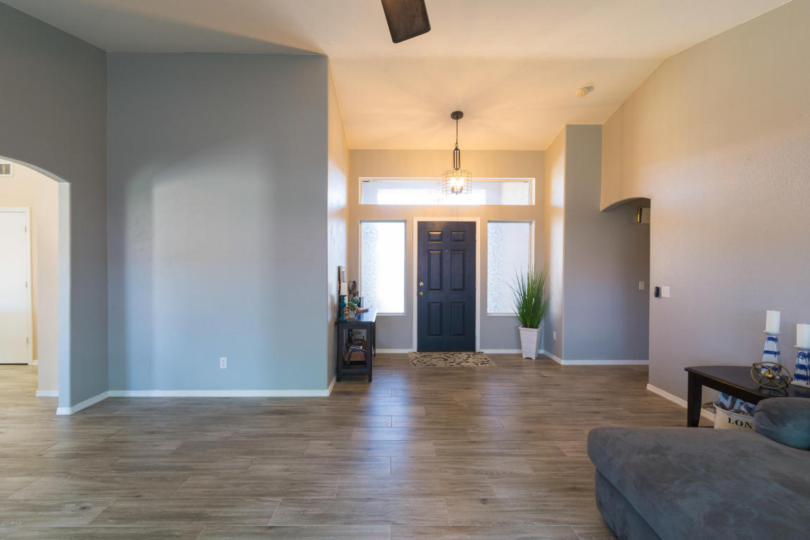 1410 E Maldonado Dr, Phoenix, AZ 85042 photo 2