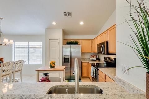 6221 E Roland St, Mesa, AZ 85215 photo 9