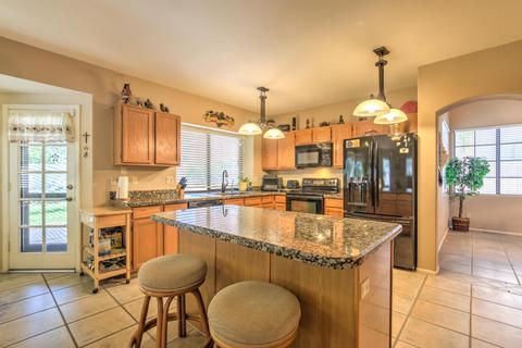 1207 W Sherri Dr, Gilbert, AZ 85233 photo 2
