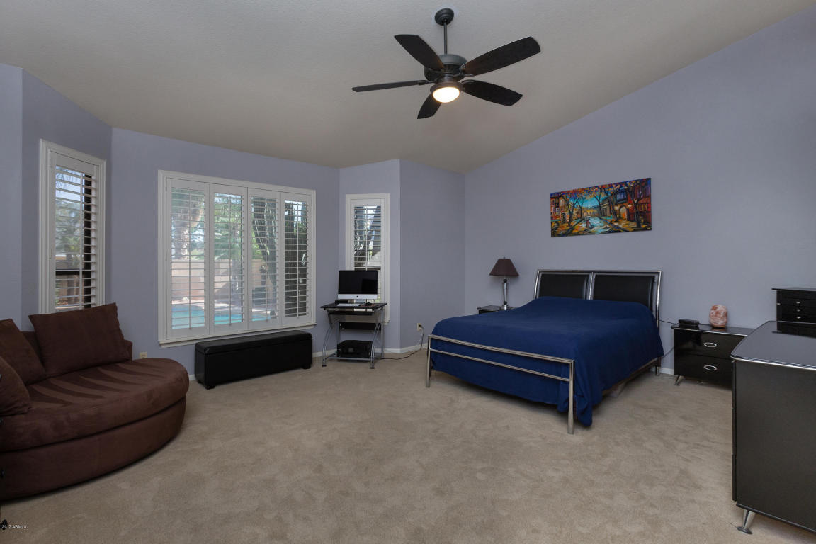 1001 W Sherri Dr, Gilbert, AZ 85233 photo 12