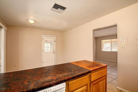 4334 E Grove St, Phoenix, AZ 85040 photo 13