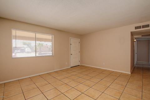 4334 E Grove St, Phoenix, AZ 85040 photo 6