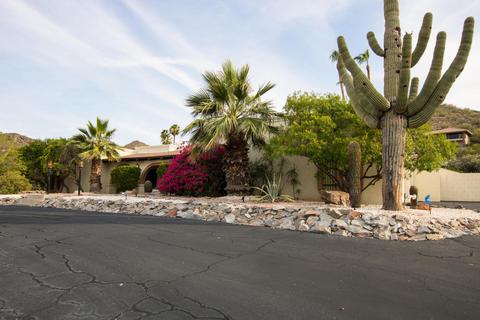 4471 E Sunset Dr, Phoenix, AZ 85028 photo 2