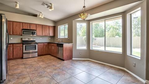 2226 E Devon Ct, Gilbert, AZ 85296 photo 12
