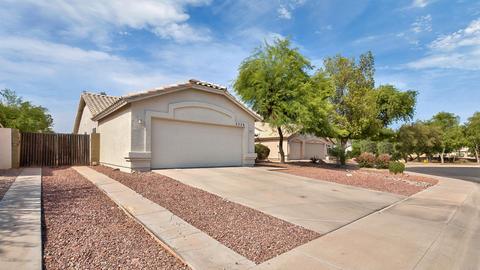 2226 E Devon Ct, Gilbert, AZ 85296 photo 1